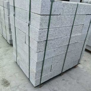 常州 芙蓉白火烧两面路沿石