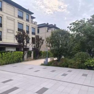 常州 芝麻白与芝麻白搭配铺装，尺寸1200*600