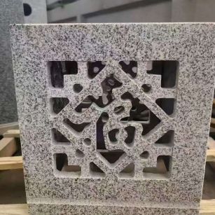 常州 芝麻白花岗岩镂空雕花灯笼