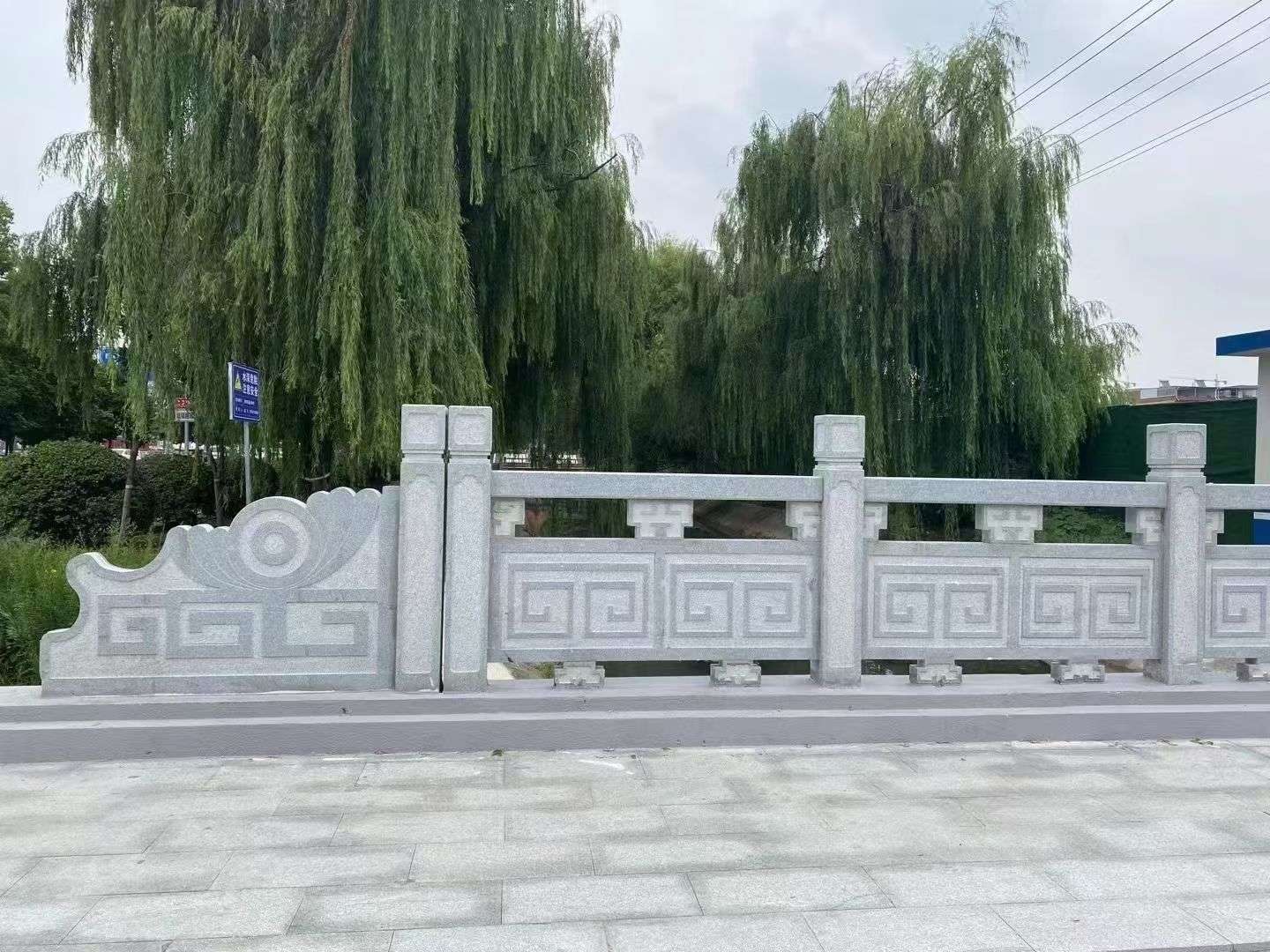 常州 芝麻灰桥栏杆、河道栏杆安装效果