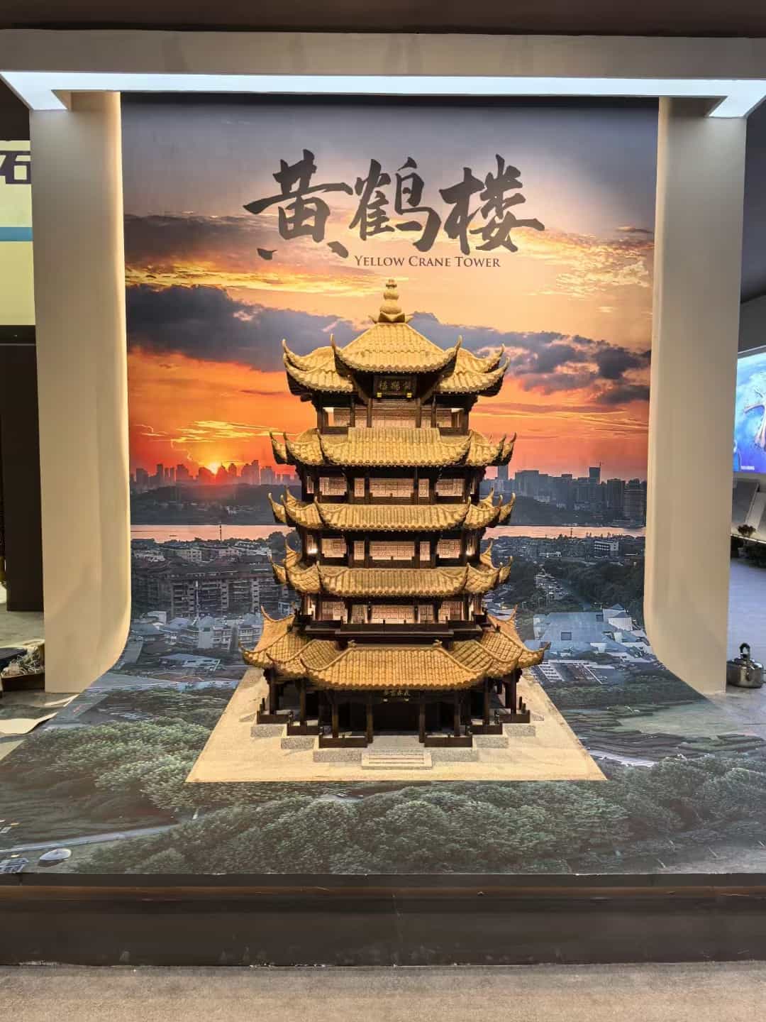 常州仿古石文创作品-黄鹤楼