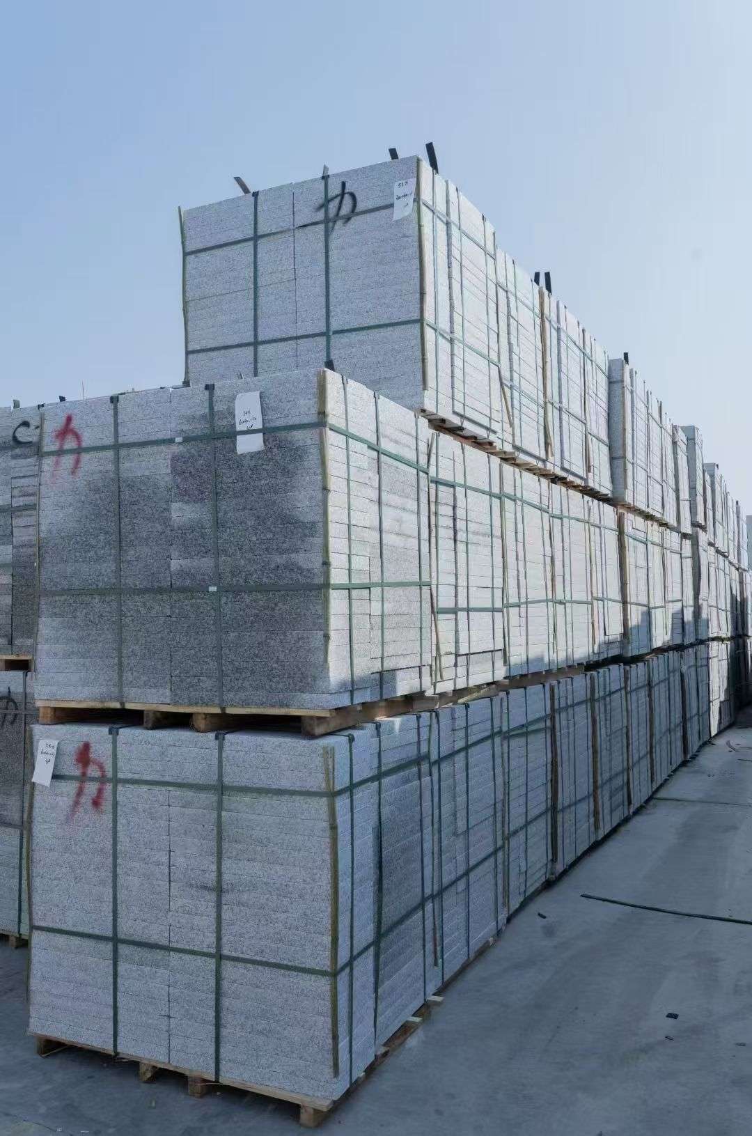 常州 芙蓉白、大花白、小白花荔枝面成品地铺石