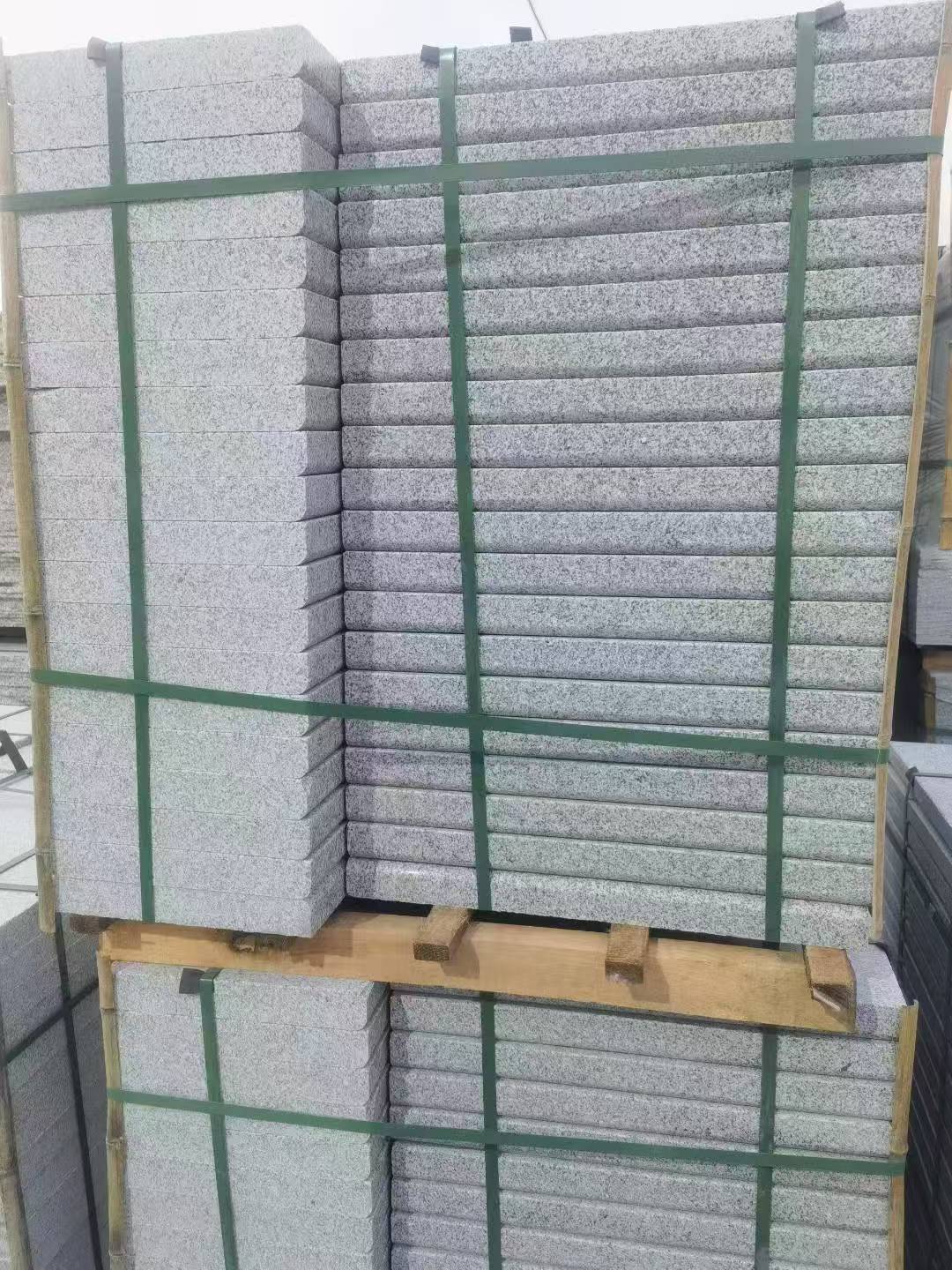 常州 5公分芝麻白，倒斜角，室外楼梯踏步